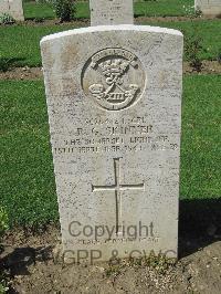 Coriano Ridge War Cemetery - Skinner, Robert George