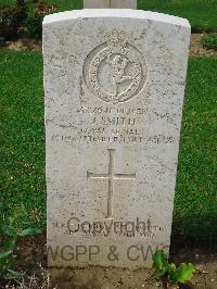 Coriano Ridge War Cemetery - Smith, James