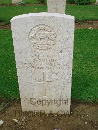 Coriano Ridge War Cemetery - Smith, John