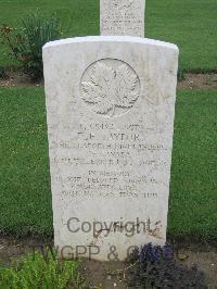 Coriano Ridge War Cemetery - Taylor, Franklin E.