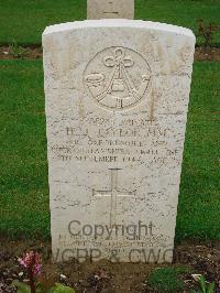 Coriano Ridge War Cemetery - Taylor, Horace Joseph