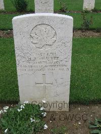 Coriano Ridge War Cemetery - Thacker, Hubert J.