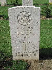 Coriano Ridge War Cemetery - Thomas, Alun