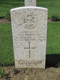 Coriano Ridge War Cemetery - Tredgett, Alfred Charles