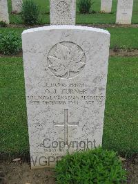 Coriano Ridge War Cemetery - Turner, Orval James