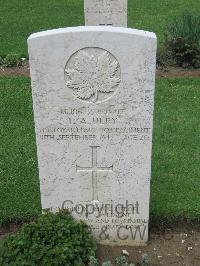 Coriano Ridge War Cemetery - Ulry, Lloyd A.