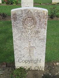 Coriano Ridge War Cemetery - Vanner, Albert Charles