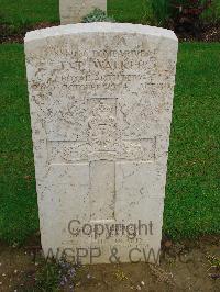 Coriano Ridge War Cemetery - Walker, Thomas Percy