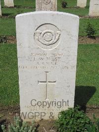 Coriano Ridge War Cemetery - West, Frank William