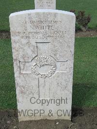 Coriano Ridge War Cemetery - White, Stanley