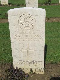 Coriano Ridge War Cemetery - Whittaker, Kenneth George