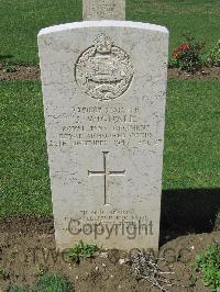 Coriano Ridge War Cemetery - Wignall, Joseph