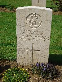 Coriano Ridge War Cemetery - Williams, Thomas John