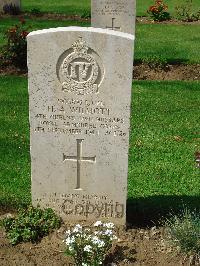 Coriano Ridge War Cemetery - Wilmott, Harold Arthur