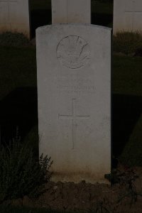 St. Souplet British Cemetery - Absolam, F C