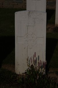 St. Souplet British Cemetery - Barker, James Edward