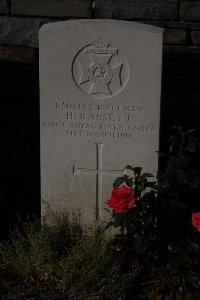 St. Souplet British Cemetery - Bassett, Harry