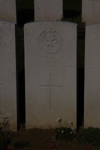 St. Souplet British Cemetery - Boyes, S