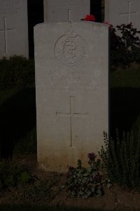 St. Souplet British Cemetery - Buckley, Gilbert