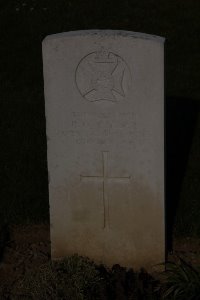 St. Souplet British Cemetery - Calder, Roy Grant