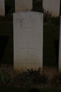 St. Souplet British Cemetery - Childs, A C