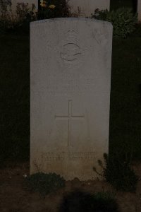 St. Souplet British Cemetery - Dempster, Ian MacKay