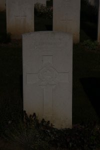 St. Souplet British Cemetery - Hemmings, T