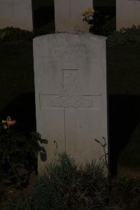 St. Souplet British Cemetery - Hopkins, J H