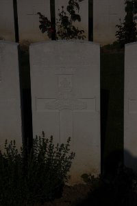 St. Souplet British Cemetery - Kidd, J