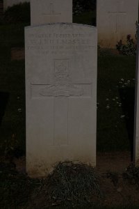 St. Souplet British Cemetery - Killmaster, W J