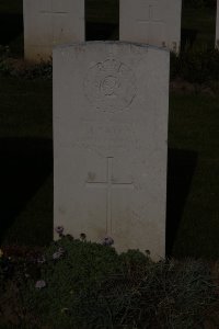 St. Souplet British Cemetery - Latta, James