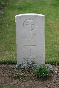 Hanover War Cemetery - Allen, Robert Alexander