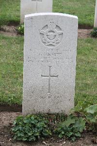 Hanover War Cemetery - Armitt, George