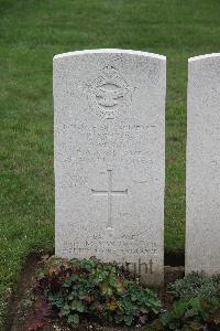 Hanover War Cemetery - Ashton, Tom