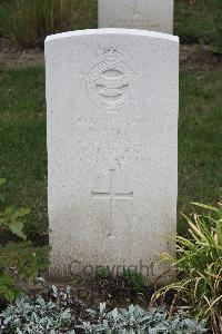 Hanover War Cemetery - Atkin, Raymond