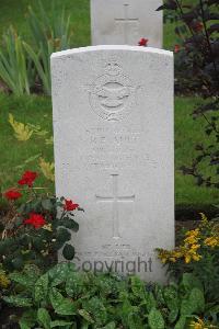 Hanover War Cemetery - Ault, Roy Elkington