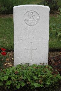 Hanover War Cemetery - Austin, Cecil Gwyn