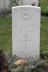 Hanover War Cemetery - Baines, William