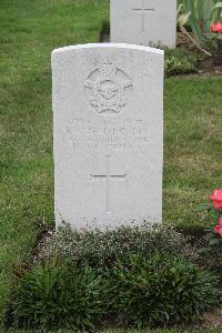 Hanover War Cemetery - Balding, Keith Todd