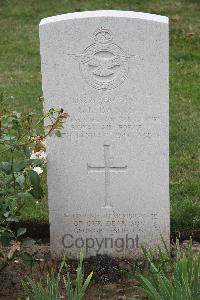 Hanover War Cemetery - Banks, George Leslie