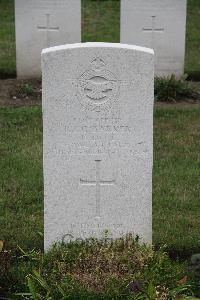 Hanover War Cemetery - Barker, R F G