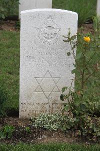 Hanover War Cemetery - Barss, Monty