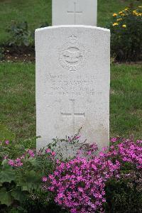 Hanover War Cemetery - Barwell, George Thomas