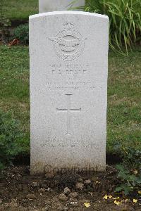 Hanover War Cemetery - Beale, Frederick Allen