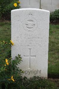 Hanover War Cemetery - Beardwell, Frederick George