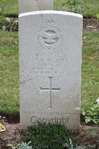 Hanover War Cemetery - Beetch, Alan Victor