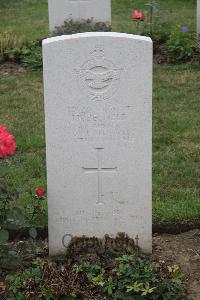 Hanover War Cemetery - Belfield, James Philip