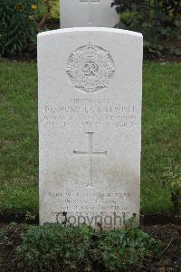 Hanover War Cemetery - Birtwisle, Desmond Ian Pulsford