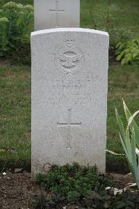 Hanover War Cemetery - Bolton, John Stanley