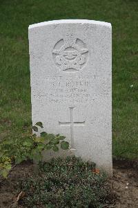 Hanover War Cemetery - Botkin, Richard Trent